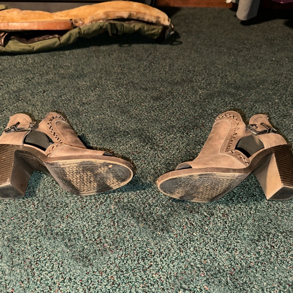 Brown western peep toe heels. Size 8.5